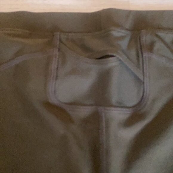 Nike Dri fit capri athletic leggings size medium - Picture 8 of 8